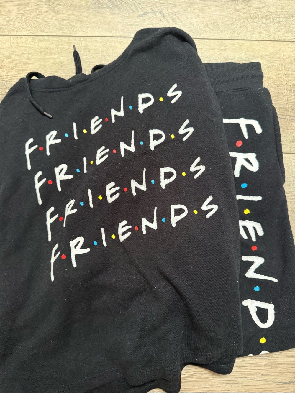 Black "FRIENDS" Logo Hoodie Sweatshirt and Sweatpants- Unbranded